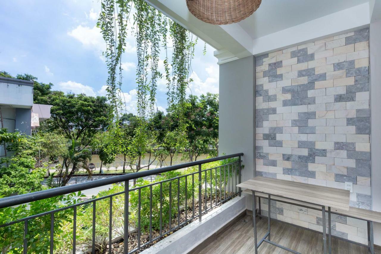 Cozrum Homes - Yoga Corner Хошимин Экстерьер фото
